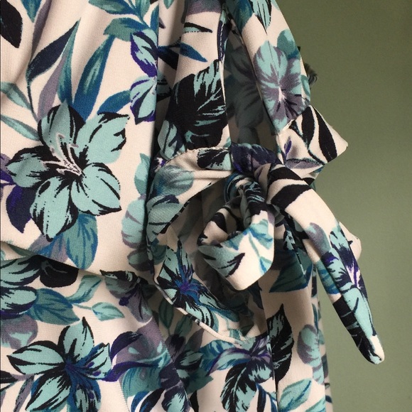 Sears Simply Styled Polyester Top Large - Picture 7 of 8